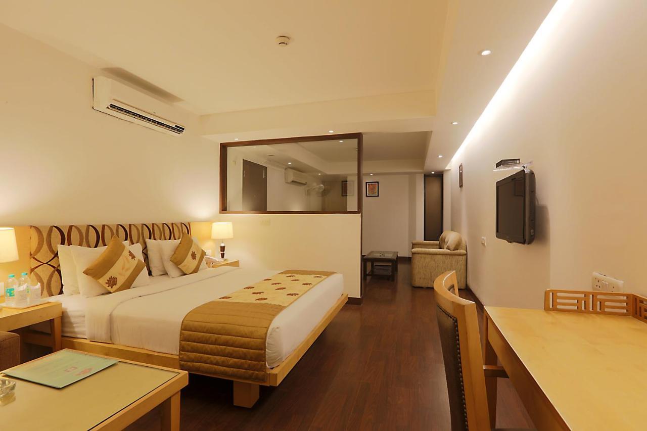 Hotel Arch Plaza - Near Yashobhoomi Convention Centre Dwarka
