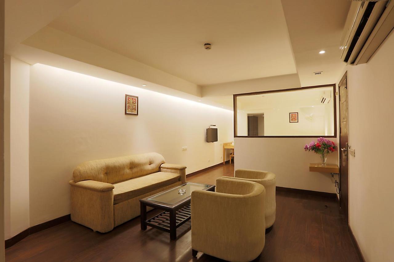 Arch Plaza - Near Yashobhoomi Convention Centre Dwarka