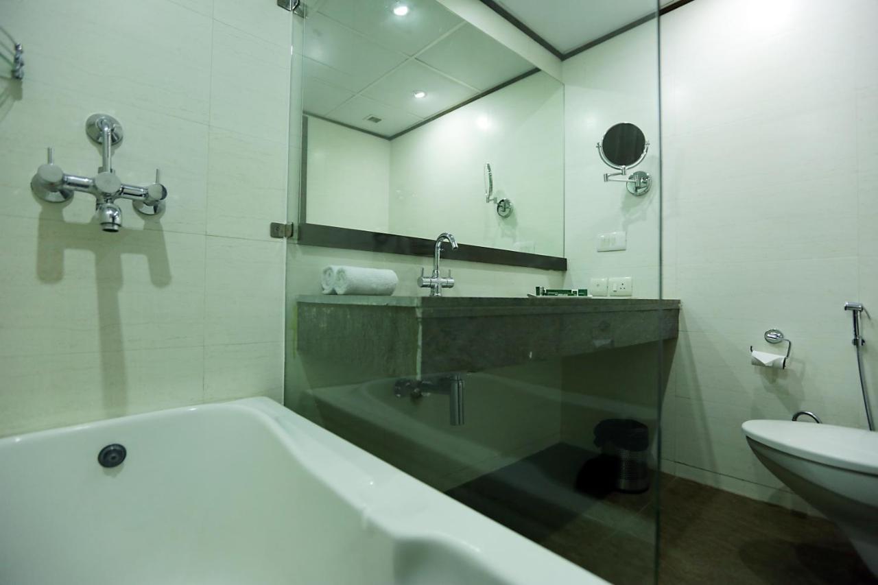 Arch Plaza - Near Yashobhoomi Convention Centre Dwarka Hotel 4*